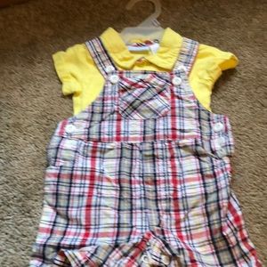 Overalls with yellow shirt